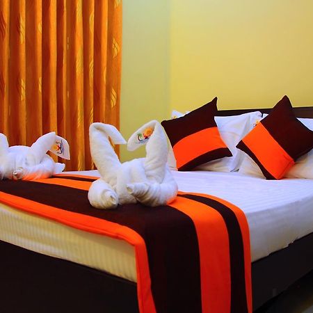 Lovely Villa Negombo Ettukala Exterior photo