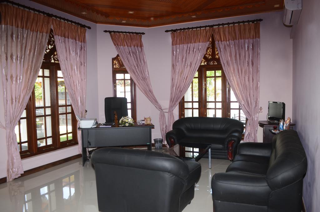 Lovely Villa Negombo Ettukala Exterior photo